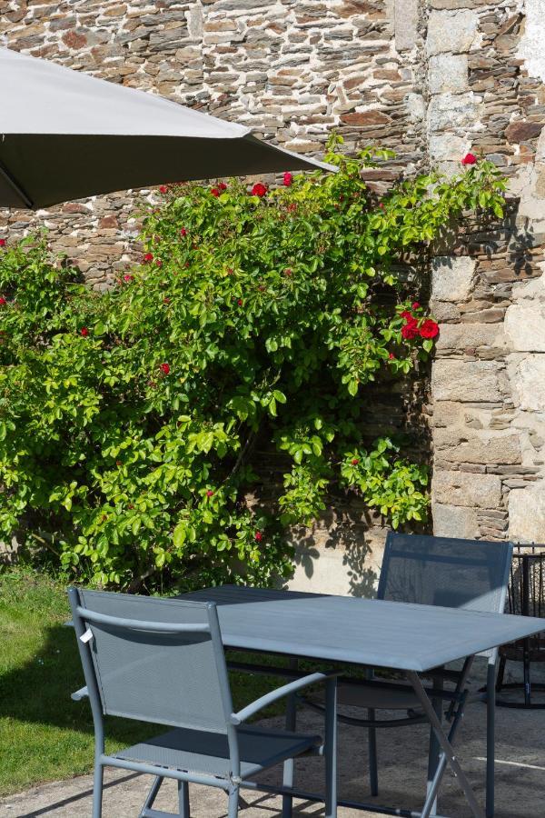 La Metairie-Du-Vauhariot - Vue Mer Et Mont Saint Michel - Piscine Chauffee - Acces Gr34 Cancale Exterior photo